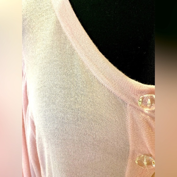 NWOT Y2K Kenzie pink cardi , 3/4 puffed sleeves/elastic cuff, clear buttons 🧶🩷 - Picture 9 of 13